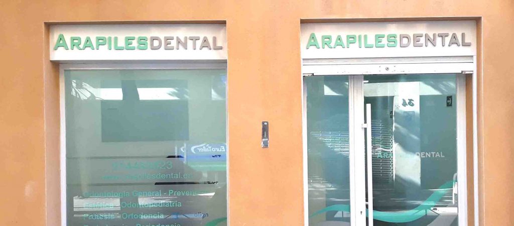 Licencia apertura de cl&iacute;nica dental 1024x451